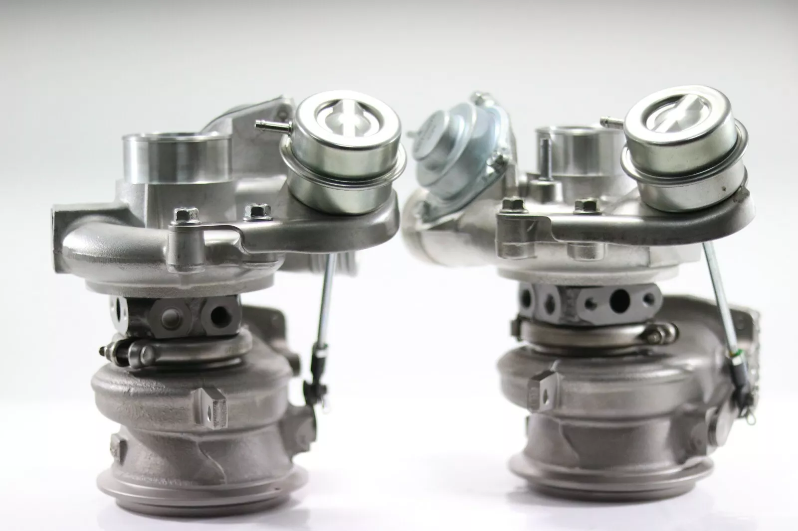 Turbocharger for McLaren 12C, MP4-12C 608/625HP (2011-2014) 49389-06000 - Image 2