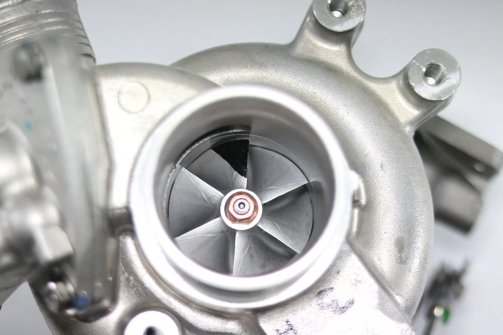 Turbocharger for McLaren 12C, MP4-12C 608/625HP (2011-2014) 49389-06000 - Image 3