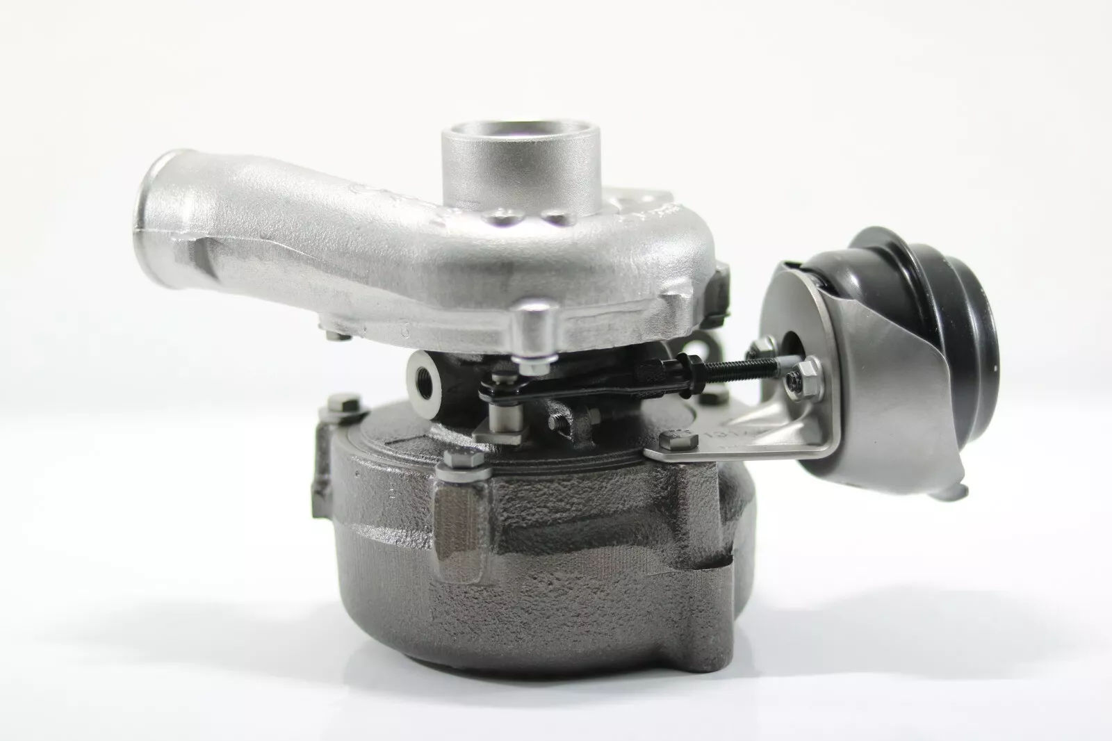 Turbocharger for Vauxhall Signum, Vectra - Saab 9-3, 9-5 (2000-) 717626 - Image 2