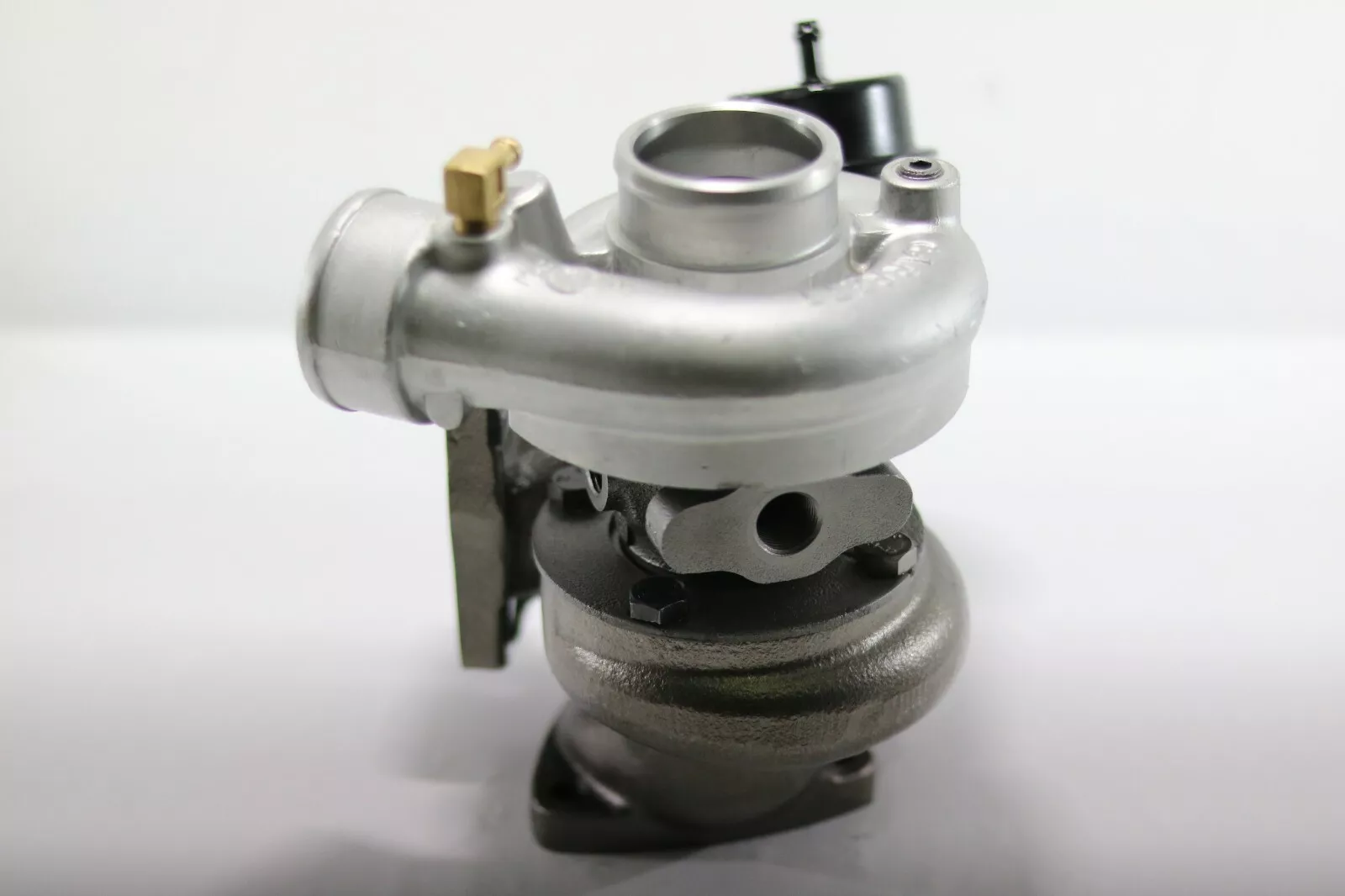 Turbocharger for Volvo 440, 460, 480 1.7 120HP (1988-) 466884 - Image 2