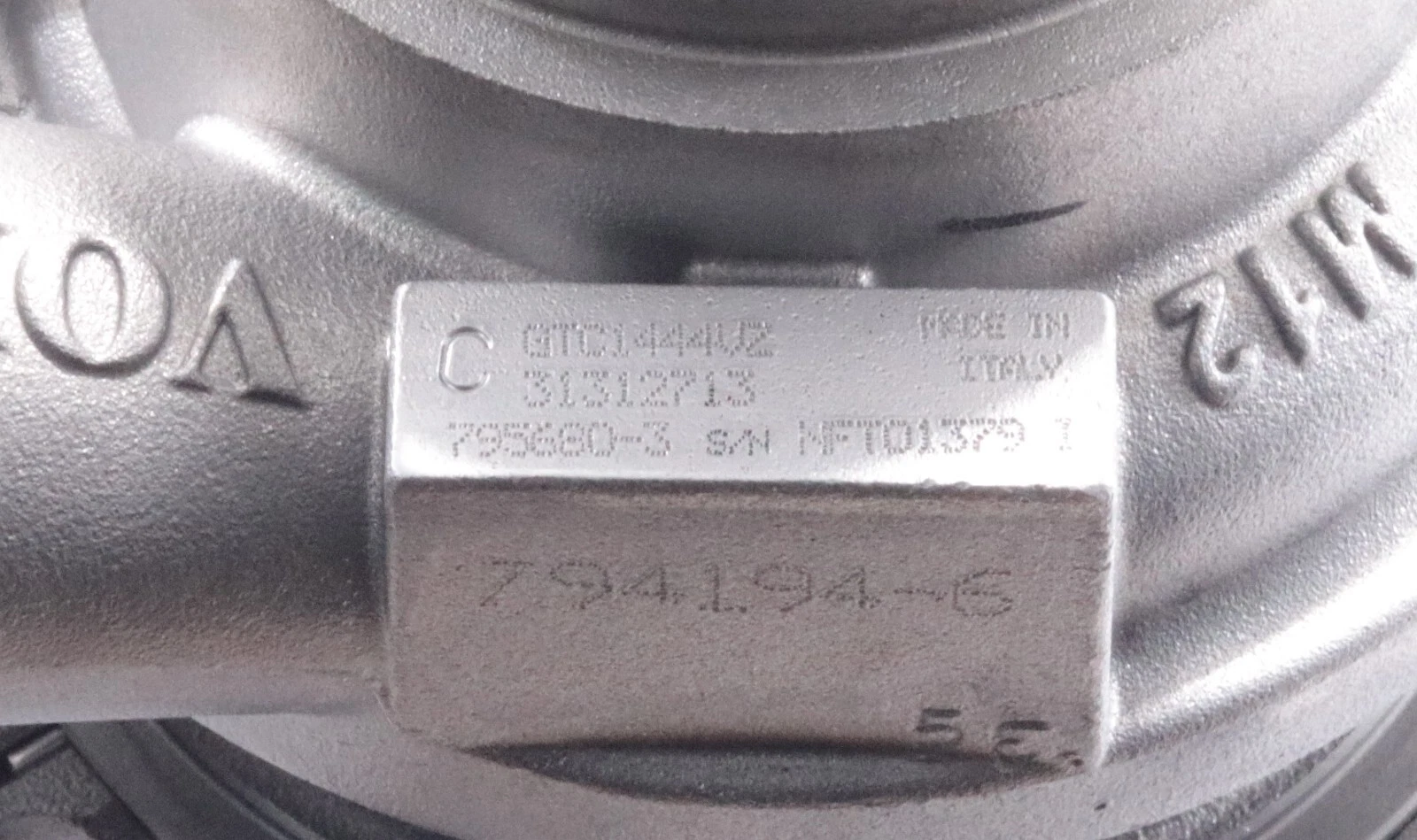 Turbocharger for Volvo C70, S60, S80, V60, V70, XC60, XC70, XC90 2.0 (2010-) 795680 - Image 5